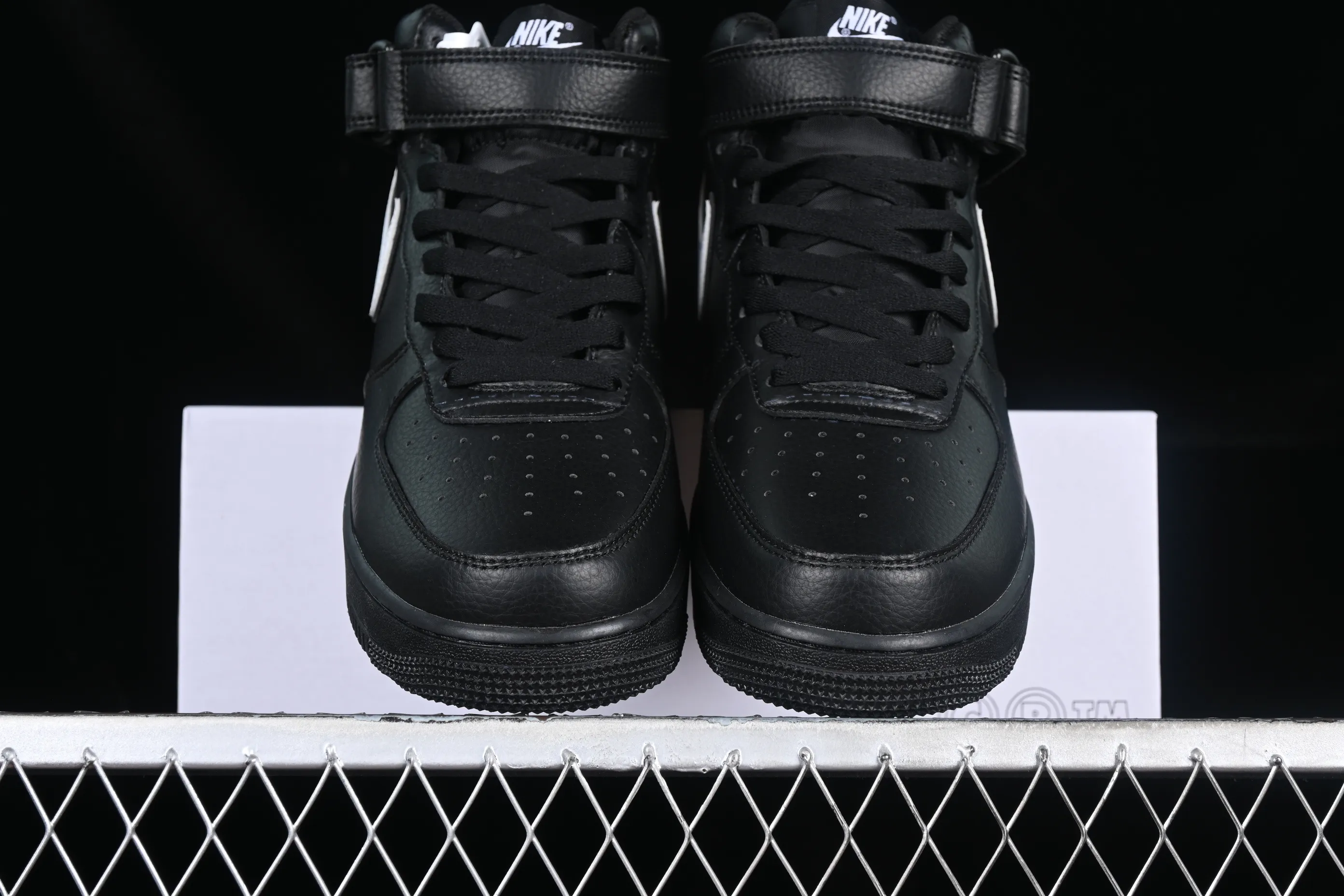 All categories Nk Air Force 1 Air Force series Nk Air Force 1 Mid Air Force mid-top Nk Air Force 1'07 Low Customized Air Force One mid-top casual sneakers CW2289-111